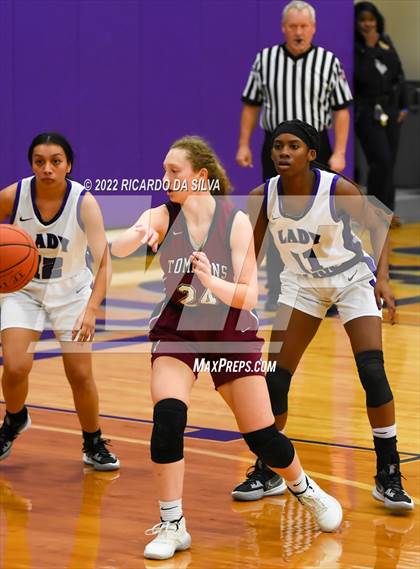 Thumbnail 1 in Morton Ranch vs Tompkins photogallery.