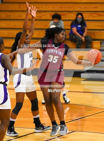 Thumbnail 3 in Morton Ranch vs Tompkins photogallery.