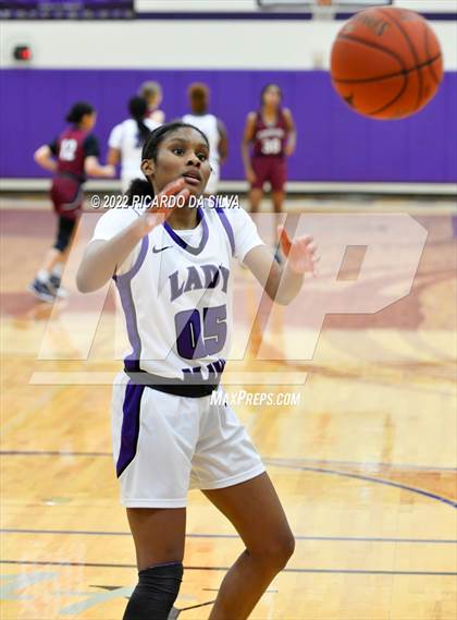 Thumbnail 1 in Morton Ranch vs Tompkins photogallery.