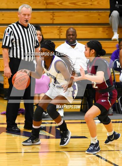Thumbnail 3 in Morton Ranch vs Tompkins photogallery.