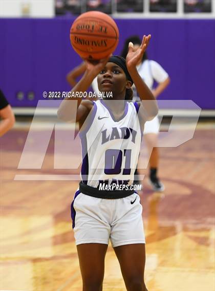 Thumbnail 2 in Morton Ranch vs Tompkins photogallery.