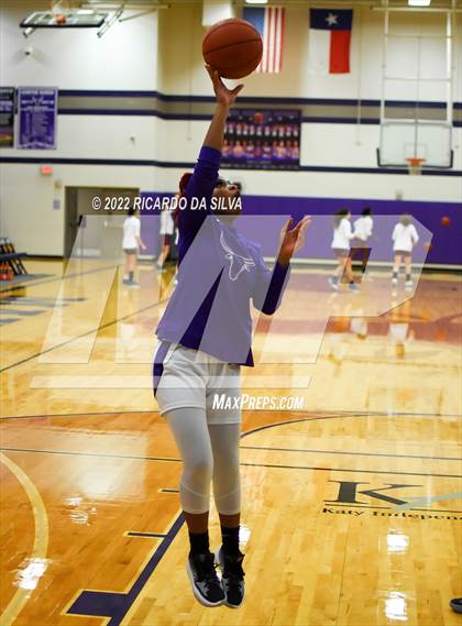 Thumbnail 1 in Morton Ranch vs Tompkins photogallery.
