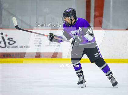 Thumbnail 2 in Wall Township vs Rumson-Fair Haven photogallery.