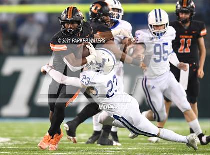 Thumbnail 3 in Catholic-B.R. vs. Jesuit (LHSAA Division I Final) photogallery.