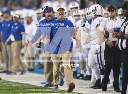 Thumbnail 2 in Catholic-B.R. vs. Jesuit (LHSAA Division I Final) photogallery.