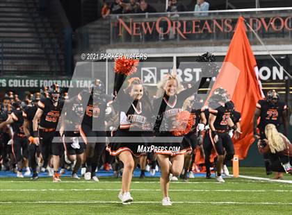Thumbnail 2 in Catholic-B.R. vs. Jesuit (LHSAA Division I Final) photogallery.