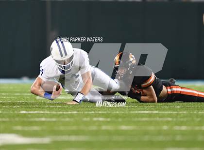 Thumbnail 3 in Catholic-B.R. vs. Jesuit (LHSAA Division I Final) photogallery.