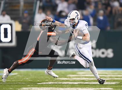 Thumbnail 2 in Catholic-B.R. vs. Jesuit (LHSAA Division I Final) photogallery.