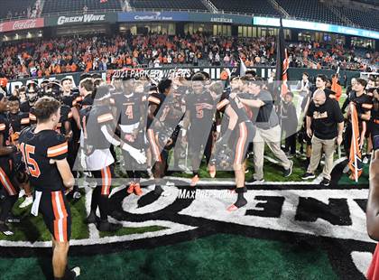 Thumbnail 3 in Catholic-B.R. vs. Jesuit (LHSAA Division I Final) photogallery.