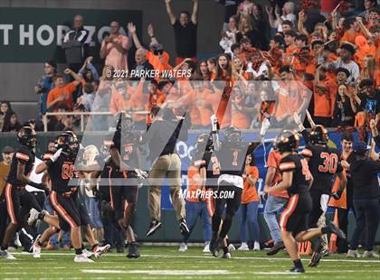 Thumbnail 2 in Catholic-B.R. vs. Jesuit (LHSAA Division I Final) photogallery.