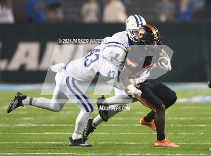 Thumbnail 3 in Catholic-B.R. vs. Jesuit (LHSAA Division I Final) photogallery.