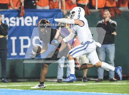 Thumbnail 2 in Catholic-B.R. vs. Jesuit (LHSAA Division I Final) photogallery.
