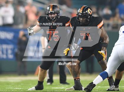 Thumbnail 3 in Catholic-B.R. vs. Jesuit (LHSAA Division I Final) photogallery.