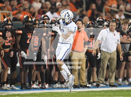 Thumbnail 3 in Catholic-B.R. vs. Jesuit (LHSAA Division I Final) photogallery.
