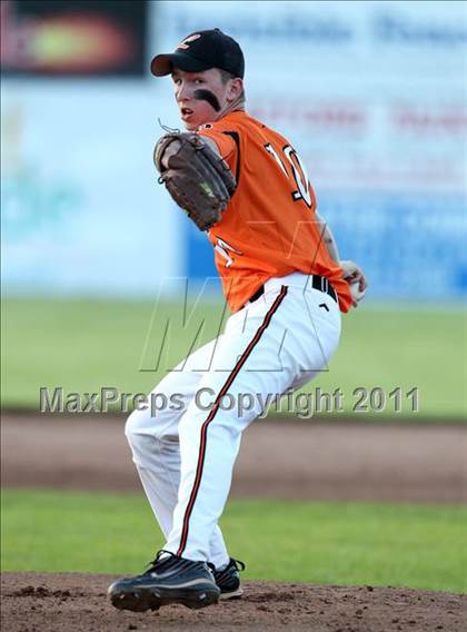 Thumbnail 1 in Notre Dame vs. Webber (Section 5 Class DD Final) photogallery.