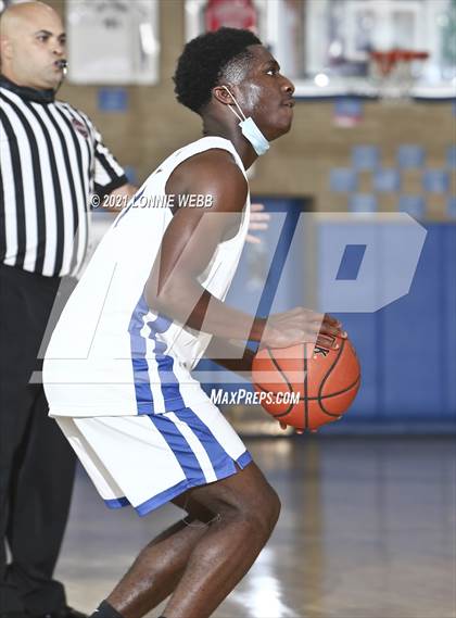 Thumbnail 1 in Fordham Prep vs St. Peter's (CHSAA Spring Tournament) photogallery.
