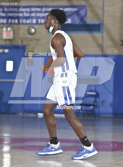 Thumbnail 1 in Fordham Prep vs St. Peter's (CHSAA Spring Tournament) photogallery.