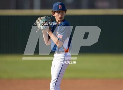 Thumbnail 3 in Seven Lakes @ Katy photogallery.