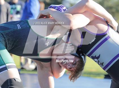 Thumbnail 1 in Under the Lights Dual @ Central photogallery.