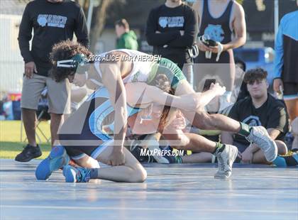 Thumbnail 3 in Under the Lights Dual @ Central photogallery.