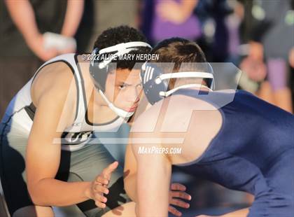 Thumbnail 1 in Under the Lights Dual @ Central photogallery.
