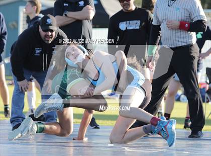 Thumbnail 3 in Under the Lights Dual @ Central photogallery.
