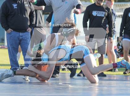 Thumbnail 3 in Under the Lights Dual @ Central photogallery.