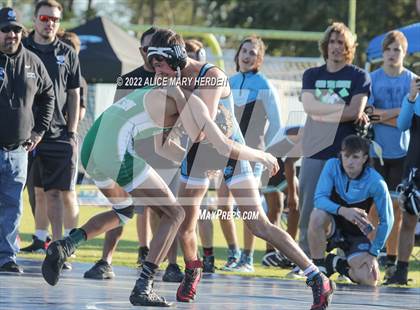 Thumbnail 3 in Under the Lights Dual @ Central photogallery.