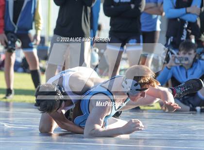 Thumbnail 1 in Under the Lights Dual @ Central photogallery.