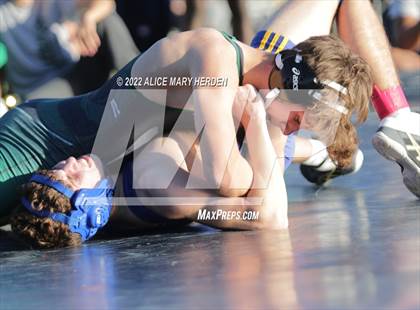 Thumbnail 2 in Under the Lights Dual @ Central photogallery.