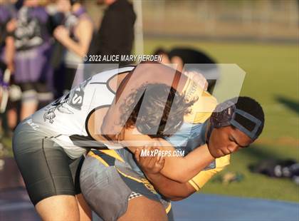Thumbnail 1 in Under the Lights Dual @ Central photogallery.