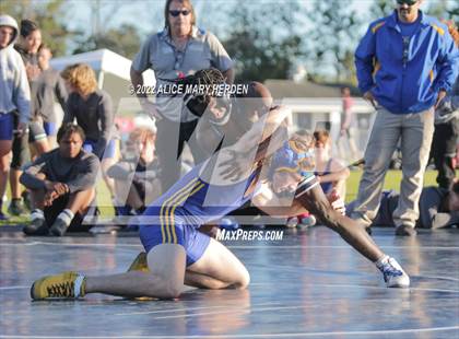 Thumbnail 3 in Under the Lights Dual @ Central photogallery.