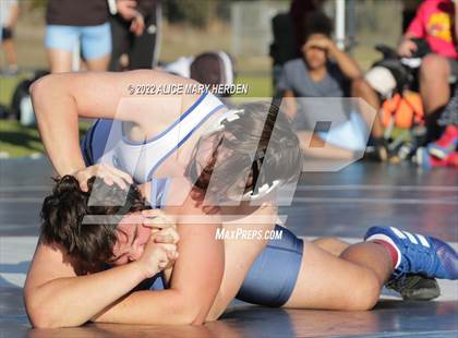 Thumbnail 2 in Under the Lights Dual @ Central photogallery.