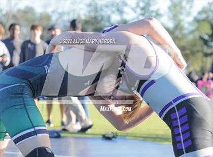 Thumbnail 2 in Under the Lights Dual @ Central photogallery.