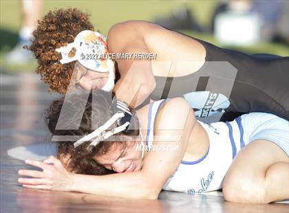 Thumbnail 3 in Under the Lights Dual @ Central photogallery.