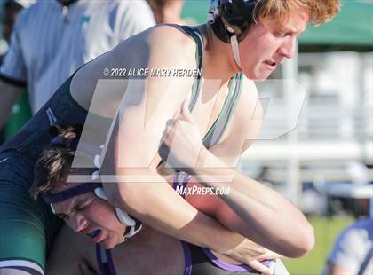 Thumbnail 2 in Under the Lights Dual @ Central photogallery.