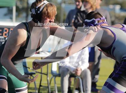 Thumbnail 3 in Under the Lights Dual @ Central photogallery.
