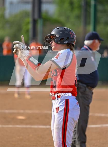 Thumbnail 2 in Wheelersburg vs. South Webster (OHSAA DIV III Region 11 Regional Final) photogallery.