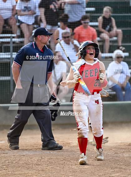 Thumbnail 3 in Wheelersburg vs. South Webster (OHSAA DIV III Region 11 Regional Final) photogallery.