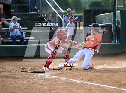 Thumbnail 3 in Wheelersburg vs. South Webster (OHSAA DIV III Region 11 Regional Final) photogallery.