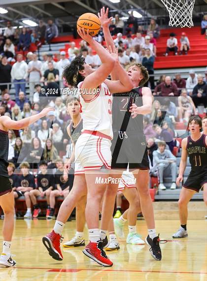 Thumbnail 2 in Maple Mountain @ Spanish Fork photogallery.