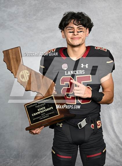 Thumbnail 3 in La Serna (CIF State D2AA Awards) photogallery.