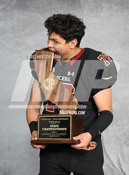Thumbnail 2 in La Serna (CIF State D2AA Awards) photogallery.