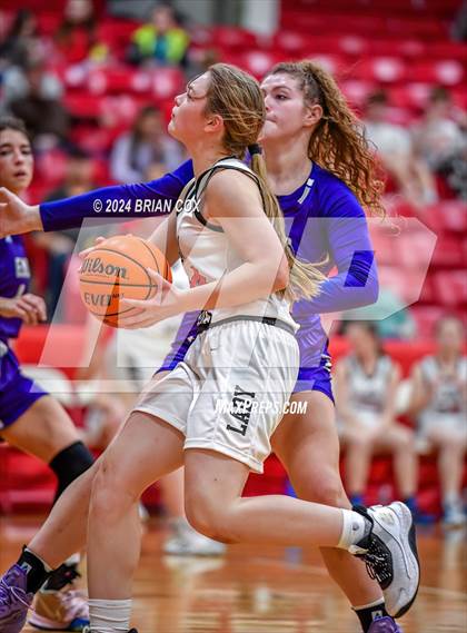 Thumbnail 2 in Elkins @ Flippin photogallery.