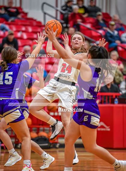 Thumbnail 2 in Elkins @ Flippin photogallery.