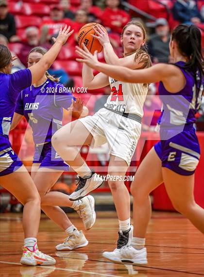 Thumbnail 1 in Elkins @ Flippin photogallery.