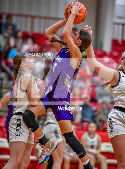 Thumbnail 3 in Elkins @ Flippin photogallery.