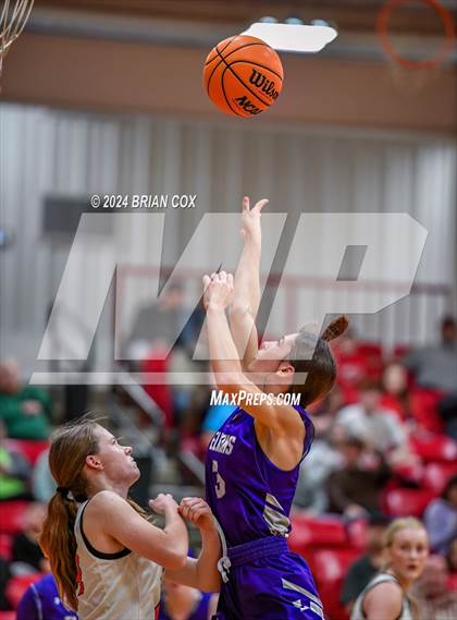 Thumbnail 2 in Elkins @ Flippin photogallery.