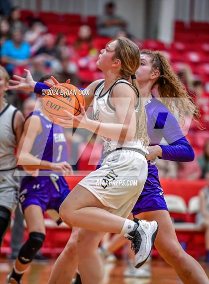 Thumbnail 3 in Elkins @ Flippin photogallery.