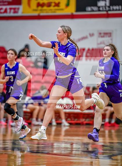 Thumbnail 3 in Elkins @ Flippin photogallery.